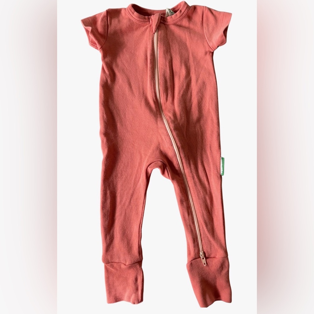 🌸 Parade Organic '2-Way' Zip Romper - Short Sleeve - Limited Ed Coral - 3-6 Mo